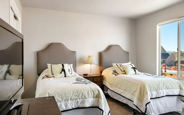 Great Escape 4 Bedroom Home
