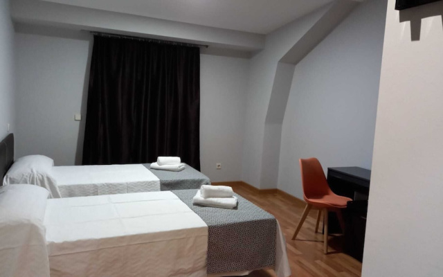 Hotel Borox Las Olivas