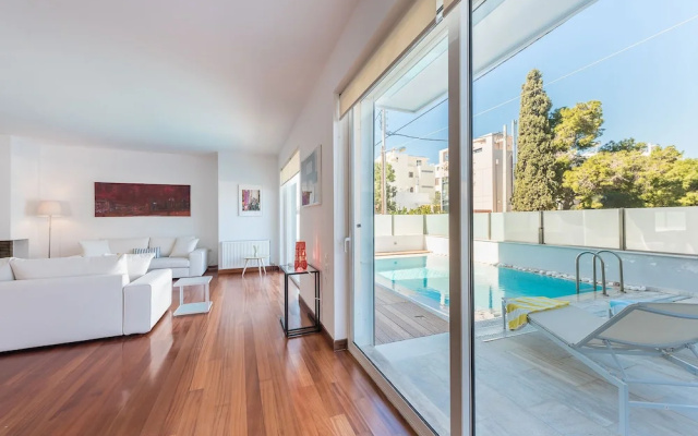 Adelos Luxury villa-maisonnete with pool in Elliniko Athens