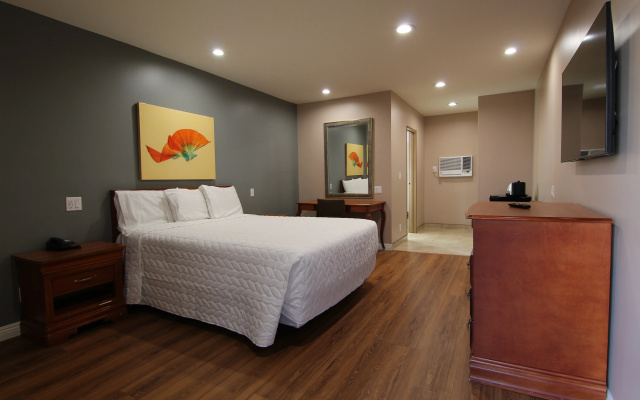 Dunes Inn - Wilshire