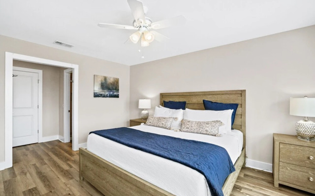 Bay Point Golf Villas by PHG
