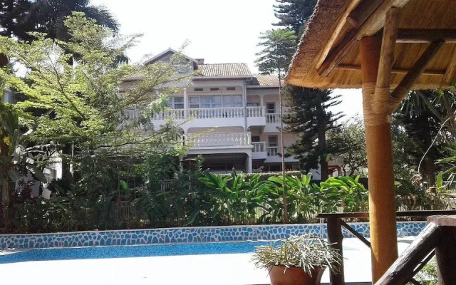 Zenith Hotel