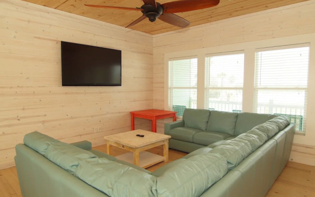 Beach Club 10 Bedroom Home