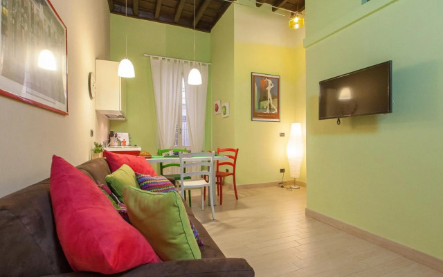 Trevi Colour- Rental in Rome