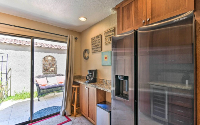 Golf Course Views, Hot Tub Access: Phoenix Home!