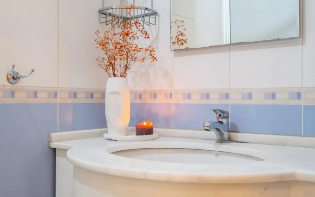 Comfotable Flat in Sisli with Central Location