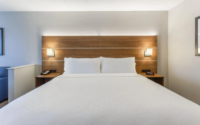 Holiday Inn Express & Suites O'Fallon/Shiloh by IHG