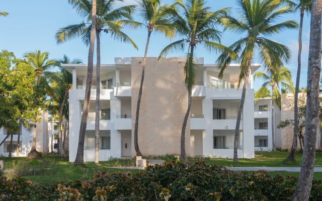 Отель Grand Bavaro Princess вид на фасад