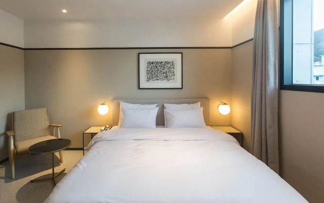 Brown Dot Hotel Geoje