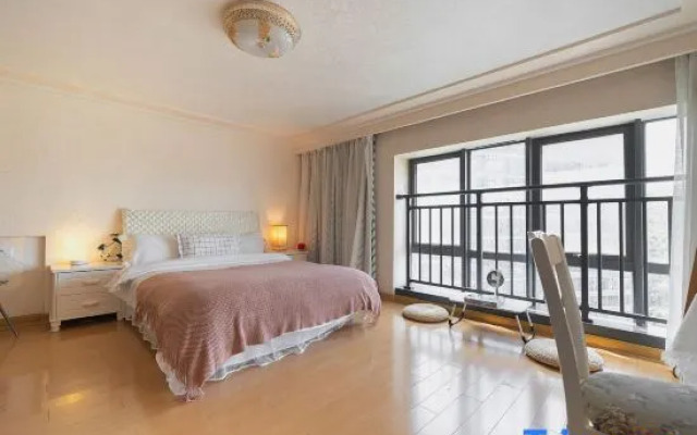 Ruili Apartment