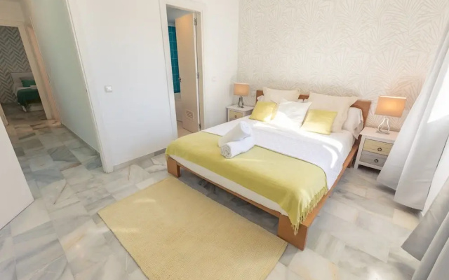 Puerto Banus Duplex Sea Views