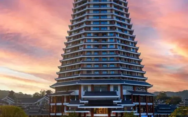 Dongxiang Ln Dongfang Hotel