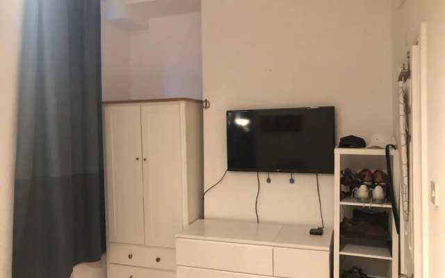 Studio Flat London Finchley Rd NW11
