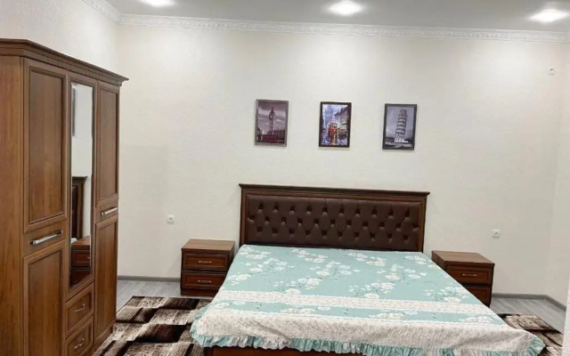 Chinara Guest House Airport