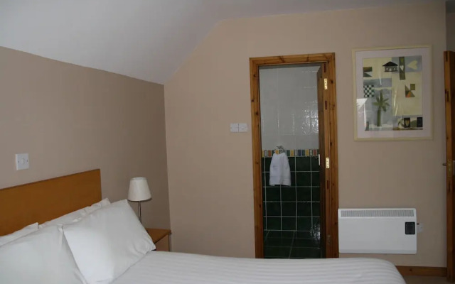 Galway Bay Lodge
