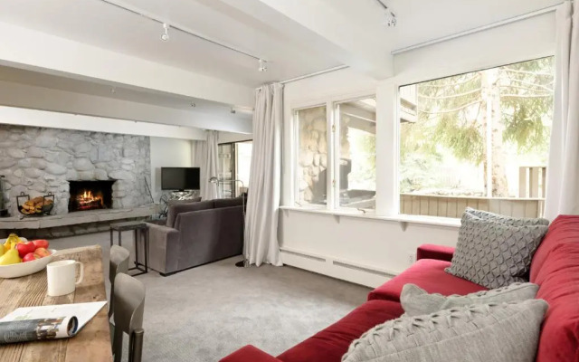 Standard Two Bedroom - Aspen Alps #103