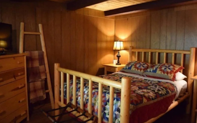 Elk Country Cabin