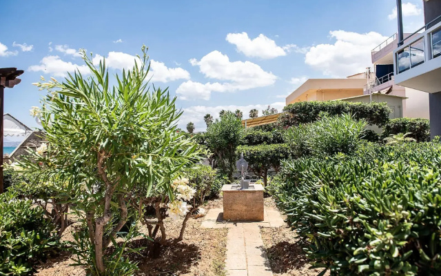 Hotel Koukouras And Lia Apartments Annexe
