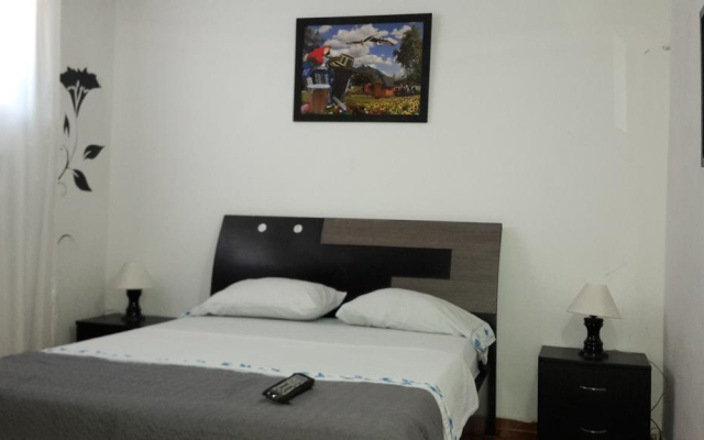 Hotel Media Luna santa marta