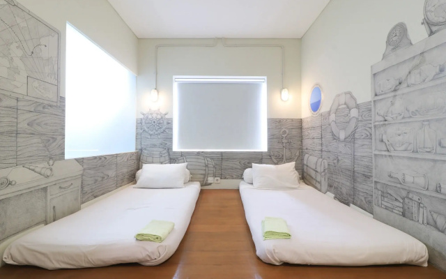 Locus Rooms