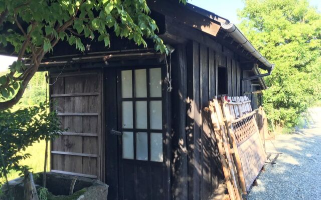 Отель Guest House MAKOTOGE - Hostel Япония, Минамиогуни - отзывы, цены и фото номеров - забронировать отель Guest House MAKOTOGE - Hostel онлайн вид на фасад
