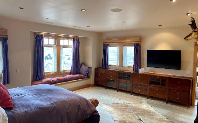 Grey Cliffs Ranch