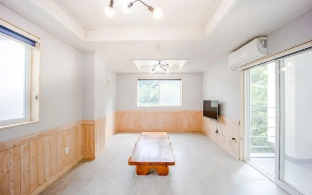 Ulsan Paradise Pension