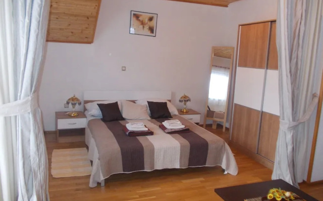 Estate Pavlić