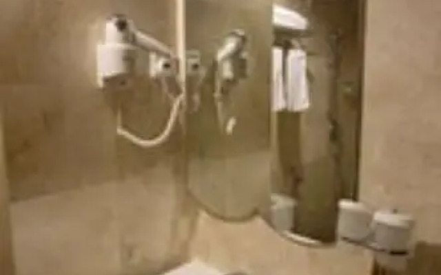 Leisure Inn
