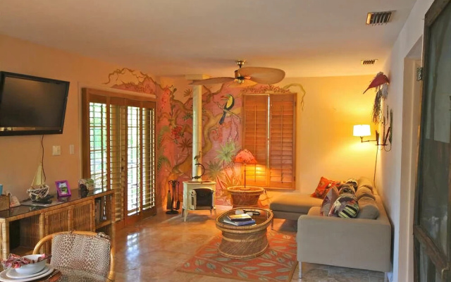 289a-ruby Gardens