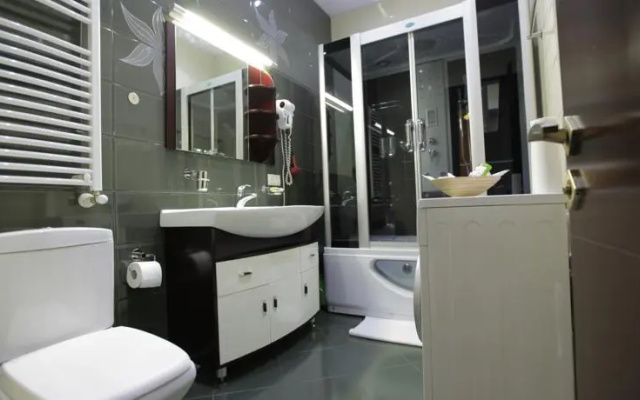 Baratashvili Apartment