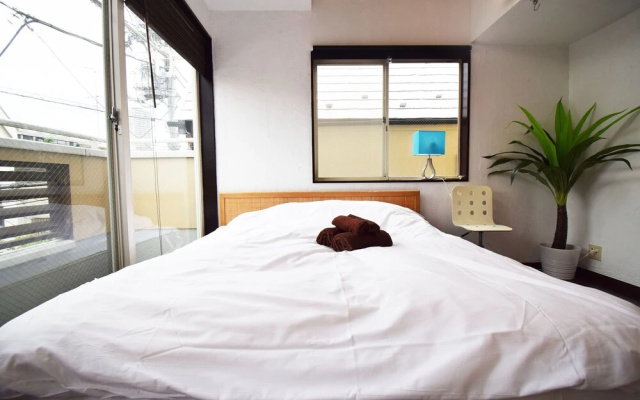Hachiyama house