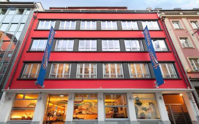Отель Jaeger's Munich Германия, Мюнхен - отзывы, цены и фото номеров - забронировать отель Jaeger's Munich онлайн вид на фасад