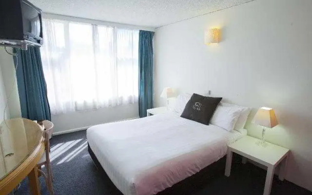 The Albany Hotel