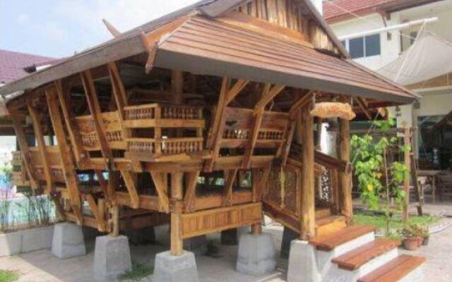 Отель Phuket 7-Inn вид на фасад
