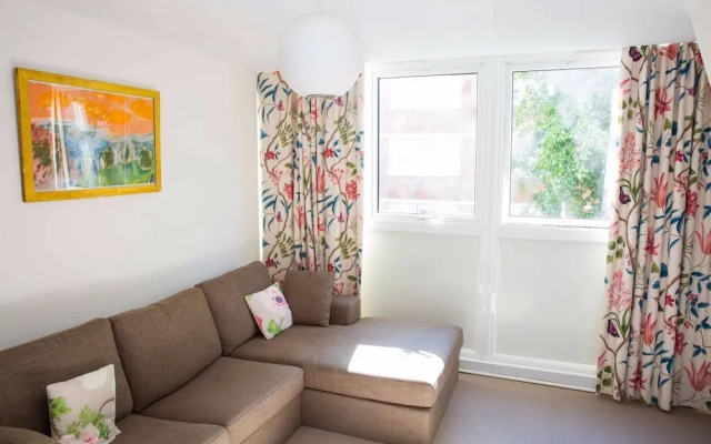 Beautiful 2 bed duplex in Central London