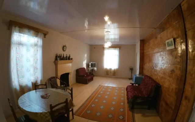 Kipiani's guesthouse