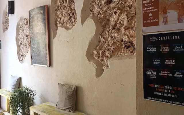 Hostel Valladolid 48