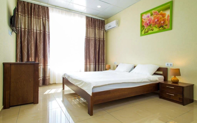 Crystal Hotel