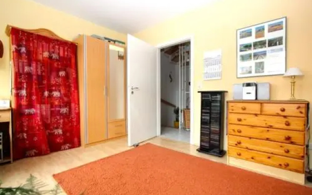 2 Private Single Rooms (5099)