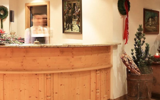 Hotel Kronplatzer Hof