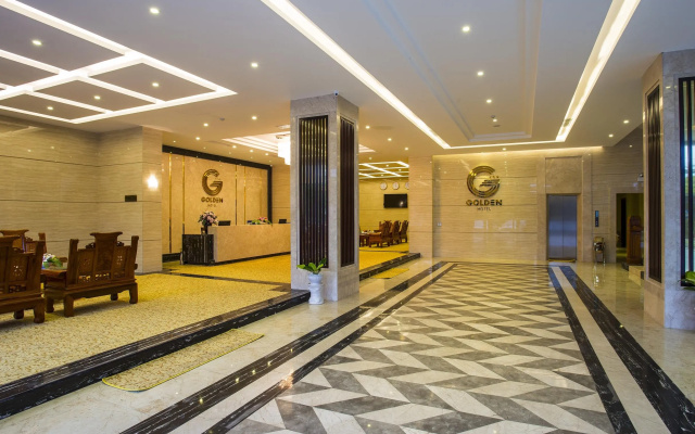 Golden Hotel