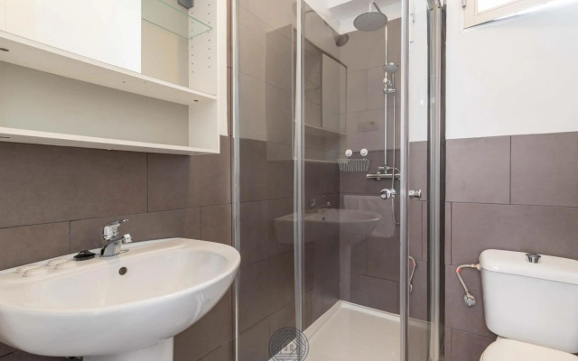 CERVANTES Apartment 24 2BT 1BR