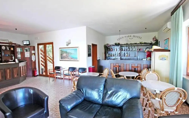 Eden Park Hotel