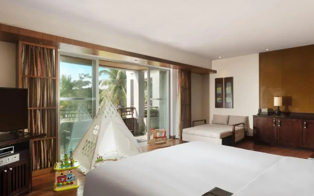 Le Meridien Shimei Bay Beach