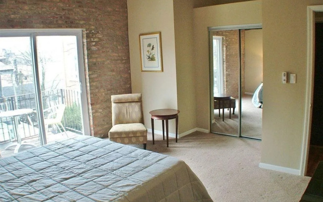 Wicker Park Bathhouse Apartments
