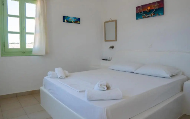 Sunset Studios & Rooms