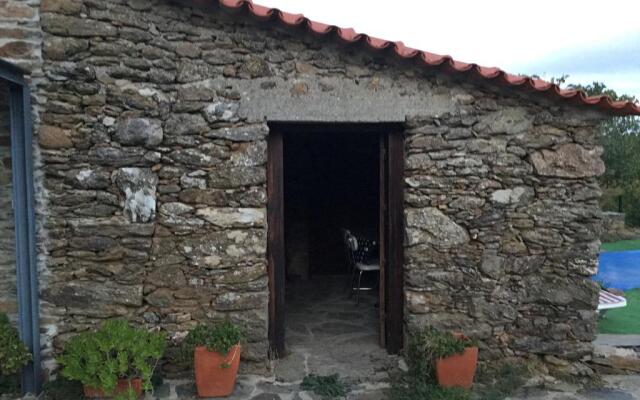 Отель Casas do Bairrinho вид на фасад