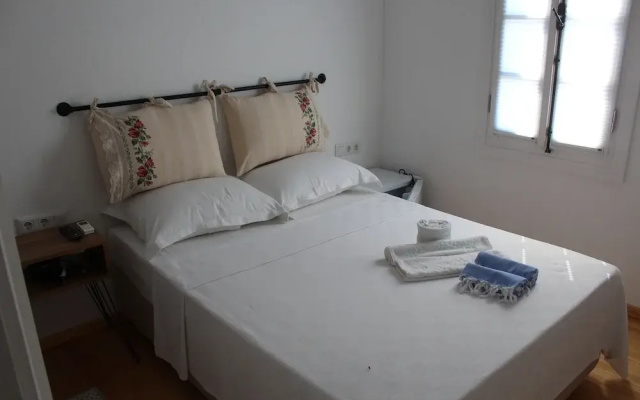 Nil House Ayvalık 2