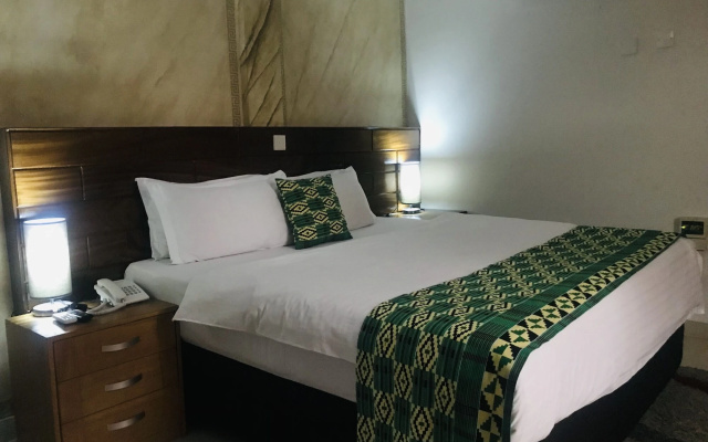 Airport West Hotel